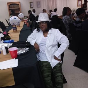 Meet your Posher, Tonette